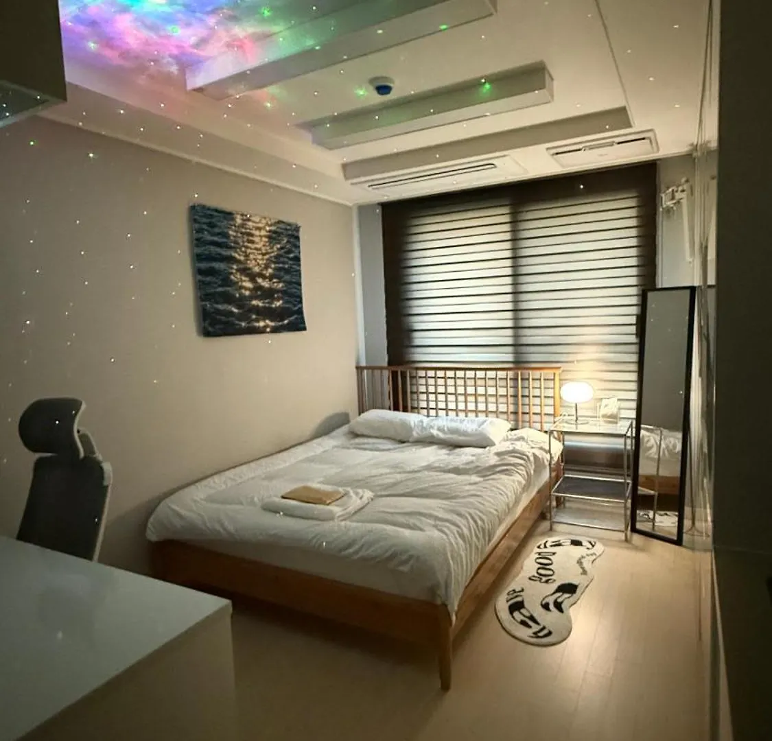 Ricco House - 5-Min To Gangnam, Stylish Stay Seúl